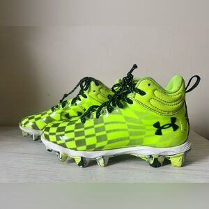 Boys Under Armour Football Cleats